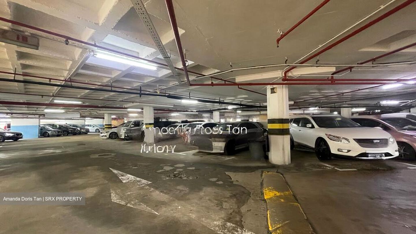 Queensway Tower / Queensway Shopping Centre (D3), Retail #453713381